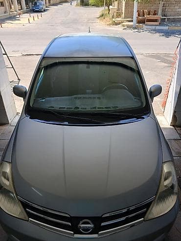 Nissan Tiida hatchback, gümüşü rəng. - Kuzov: 5 qapılı hatchback — 2