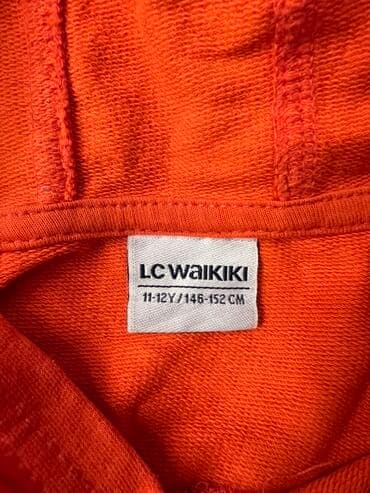 fiqurlu üzgüçülük üçün uşaq termodəyişəklər: LC Waikiki markalı narıncı rəngdə, kapüşonlu idman üslublu jaket. Ön — 2