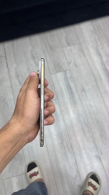 iphone pro max: IPhone Air, 256 GB, Rose Gold, Face ID — 5