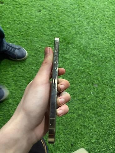 iphone 12 qiyməti: IPhone 12 Pro, Qızılı, Face ID — 3