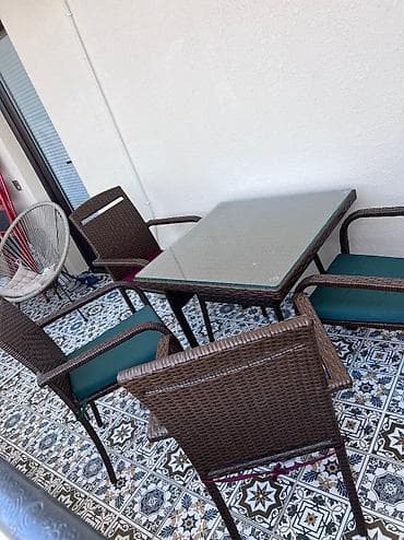stul ofis: Yeni — 1
