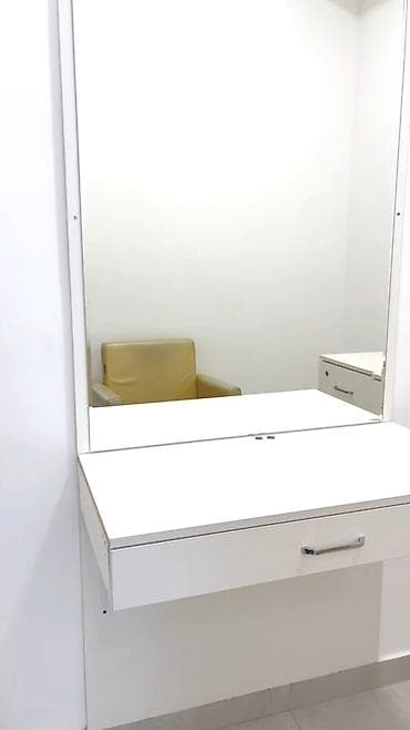 tibbi ref: Ağ rəngli salon/mebel dəsti Ayrida satilir. - 2 ədəd çəkməcəli — 3