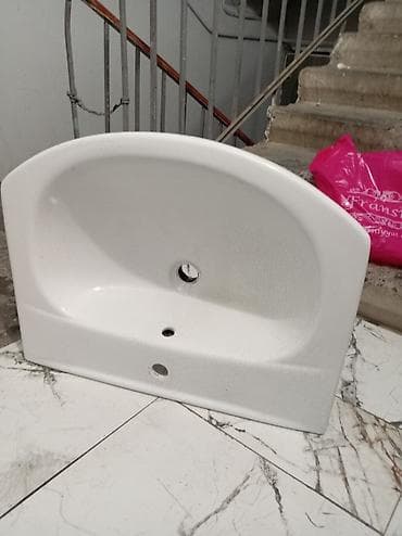 hamam krantı: Divar tipli keramika əl-üz yuma lavabosu - Material — 4