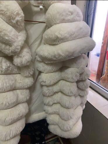 шуба норковая новая: 2 defe geyinilib cox gozel ve isdi debli kurk tükü yupyumuşaq tökülmür — 4