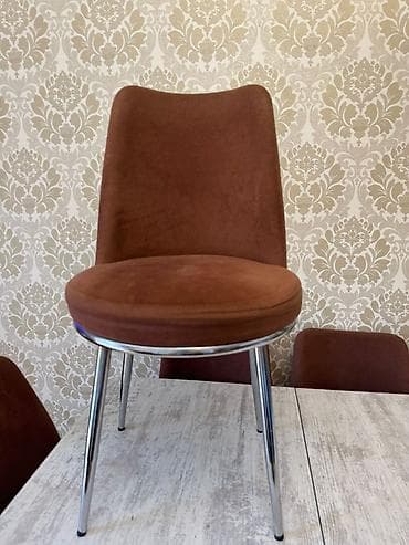 Açılan, 4 stul — 2