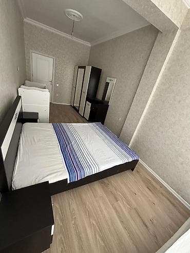 samux ev: Otaq yoldaşı Sumqayıt şəhərinin girişində, Bağçaşəhər yaşayış — 6