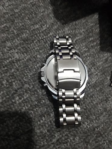 Aksesuarlar: Təzə saatlardı karopkaları var — 9