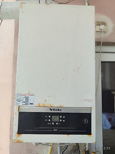 Kombi satılır, işləkdir,həm su qızdırır həm də istilik verir.Qiyməti — 3
