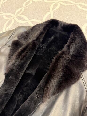 демисезонные кожаные мужские куртки: Original deri.ici qoyun yunudur,yaxa tukleri norkadir.eynime balaca — 5