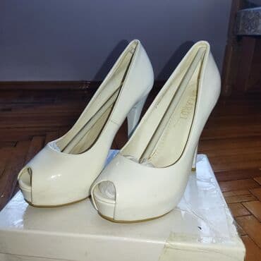 белые туфли новые: Туфли, Размер: 37, цвет - Белый, Б/у — 1