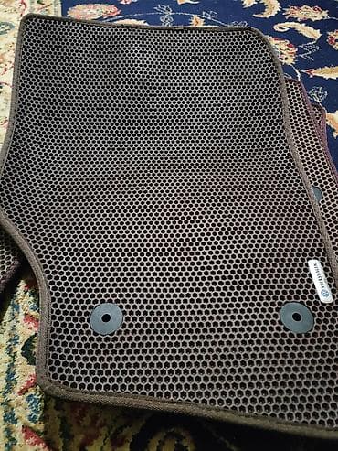 disqi teker satisi: Avtomobil üçün ayaqaltı, Rezin — 3