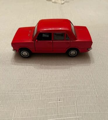 Коляски: Lada Vaz 21013 vs 21011 modelkası satılır.Retro qırmızı — 5