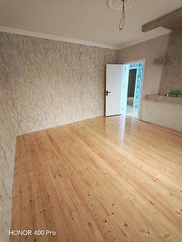 Mənzillər: 3 otaqlı, Yeni tikili, 150 kv. m — 3