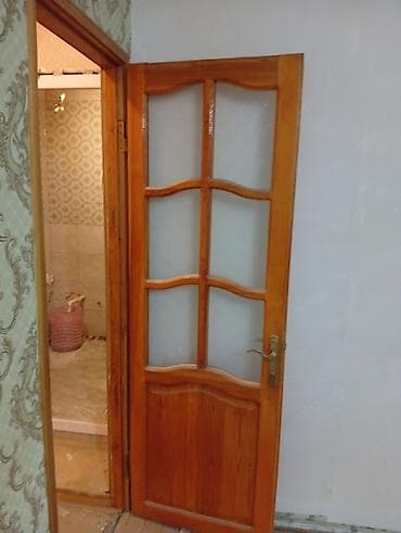 söküntü taxda: Taxta qapı.3ədəd-120azn. gəl,sök,apar. 0556534055.,-0706534055 — 2