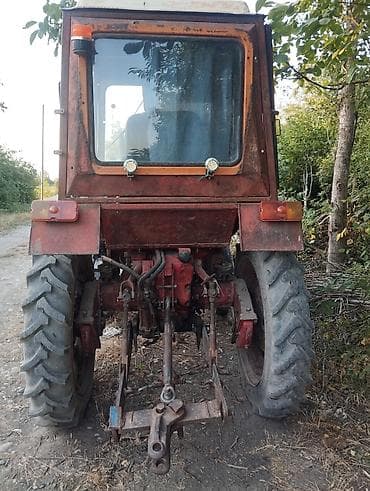 niva perdeler: Traktor MTZ tipli, kabinalı, arxa 3 nöqtəli asqı və qoşqu qarmağı ilə — 3