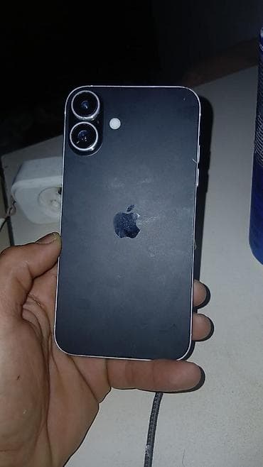 macbook pro satilir: IPhone 16, 128 GB, Qara, Face ID — 1