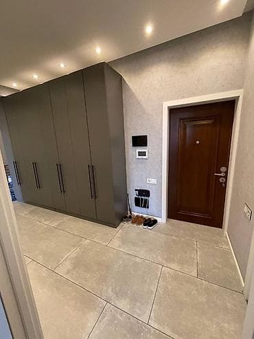 aliram ev: Yasamal, 3 otaqlı, Yeni tikili, m. İnşaatçılar, 93 kv. m — 2