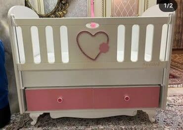 qadın üçün hədiyyə: Qız üçün, İşlənmiş, Dördbucaq, Beşik, Dəst ilə, Matras ilə, Yellənmə mexanizm ilə — 1