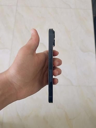 IPhone 13, Черный, Face ID — 2