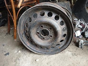 Məhsul: Polad təkər diski Təsvir: - Universal tipli polad disk -