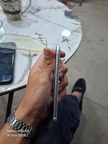iphoneler: IPhone SE, 64 GB, Ağ, Barmaq izi — 3