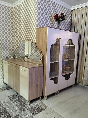 2 односпальные кровати, Комод, Трюмо, 2 тумбы, Б/у