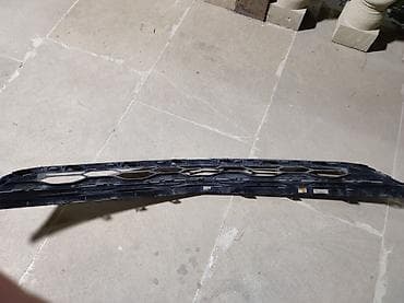 chevrolet malibu spoiler: Chevrolet Malibu üst radiator barmaqlığı — 3
