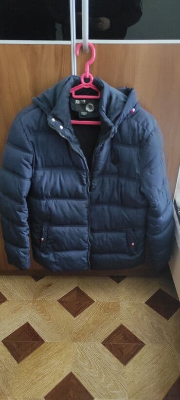 qaqa geyimi: Dutik kurtka, içi mexli. Kapuşonu da var. İsti saxlayan. Rəngi göy — 4