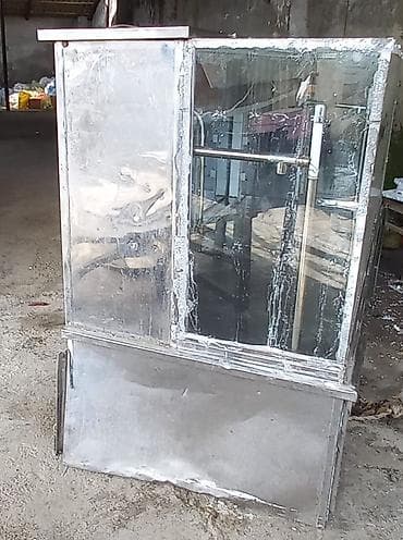 vitrini: 125 * 195 * 80, İşlənmiş, Ünvandan götürmə — 2