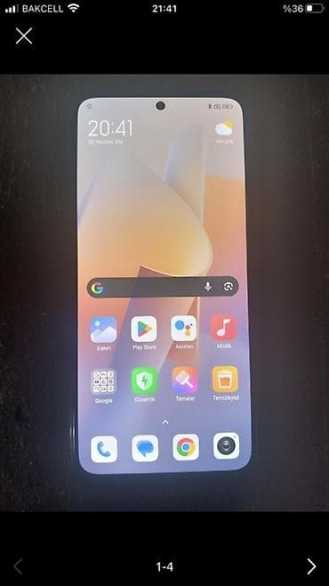 Xiaomi Redmi smartfon - Model: Redmi (arxa qapaqda “Redmi” loqosu) - — 3
