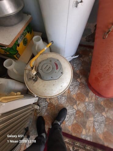 məişət avadanlıqları: Ariston 50 l, İşlənmiş, Ödənişli çatdırılma — 1