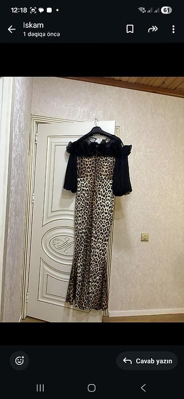 koja donlar: Leopard naxışlı ziyafət paltarı - Uzun model, bədənə oturan və aşağı — 4