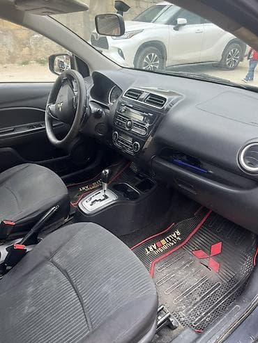 yan guzguler: Mitsubishi Attrage / Mirage G4 sedan - Rəng: qara - Kuzov: 4 qapılı — 3