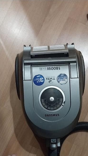 Samsung tozsoran – 1800W gücündə, siklon tipli (kisəsiz) sistem. - Güc — 7