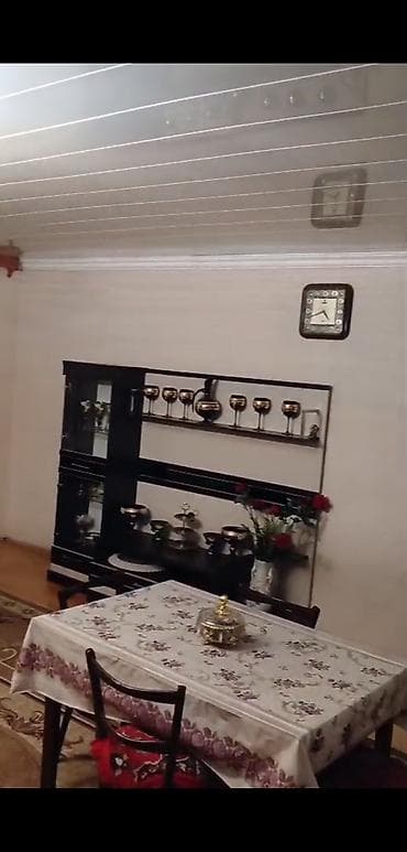 göycay lalafo: Bina evi satılır -Ünvan: Gəncə şəhəri, 1-ci mikrorayon, 2-ci bina — 3