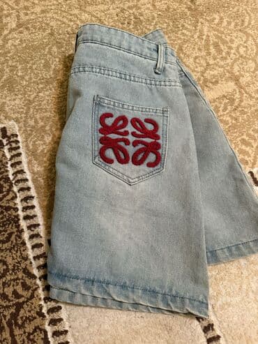 Kişi ayaqqabıları: Açıq mavi rəngli cins ətək - Klassik A-kəsim, qısa uzunluq - Ön — 1