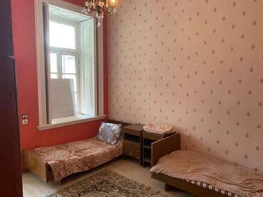 razınde kıraye evler: Nizami metrosunun çıxışında 2 mertebeli binanın 2-ci mərtəbəsində — 7