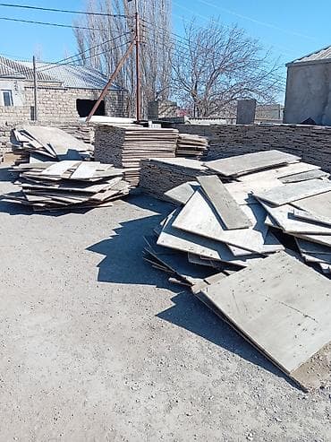 Двери и комплектующие: Taxta qəlib lövhələri və şitlər Məhsul təsviri: - Tikinti üçün taxta — 2