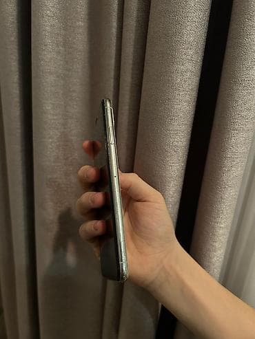 Adapterlər: IPhone X, 256 GB, Gümüşü, Face ID — 5