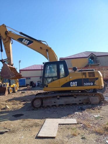 Proton: CAT 320DL ekskavator
Motorunda problem var qalan her seyi yenidir — 3
