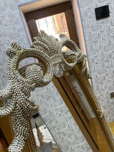 boydan guzgu: Güzgü Döşəmə üstü, Oval, Dekorativ, Naxışlı — 3