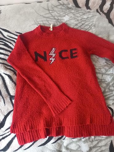 ev desti: Qadın və ya qızlar üçün jilet,kofta,kapşonkalı üst geyimi.Heç bir — 3