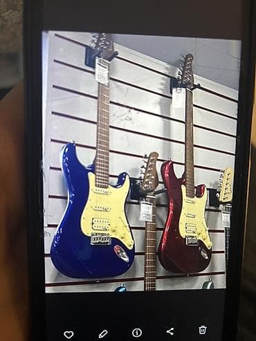Strat tipli hss model elektirik gitara axdarıram satan varsa yazsın lalafo.az -da Strat tipli hss model elektirik gitara axdarıram satan varsa yazsın