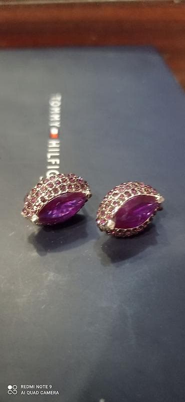 gumus uzuk: Qadın və kişi üçün zərgərlik dəsti və ayrı aksesuarlar - Qırmızı — 3