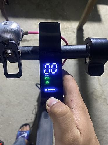 electro: İşlənmiş Elektrik samokat 8", ≤ 250 Vt, > 45 km/s, Ünvandan götürmə — 4