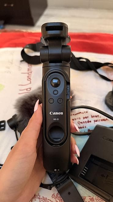 canon eos 2000d: Satılır: Canon EOS R50 V (Yeni vəziyyətdə) Canon EOS R50 V kamera — 6