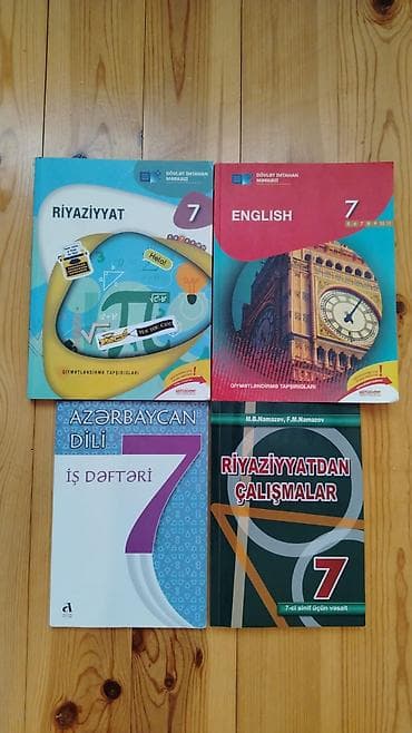 kitab derslik: 7-ci sinif üçün dərs vəsaitləri dəsti təqdim olunur. Şəkildə 4 kitab — 1