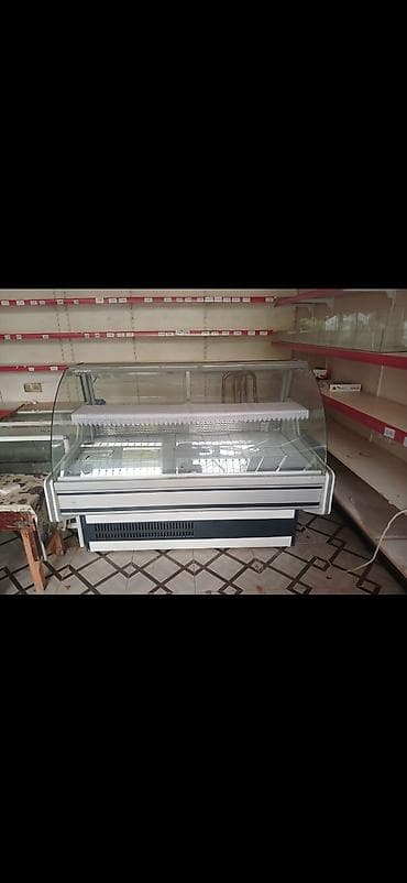 Оборудование для бизнеса: Vitrin soyuducu 950 azn satılır 0 +4 dərəcə Soyudur.ölçü. 150 sm ünvan — 1