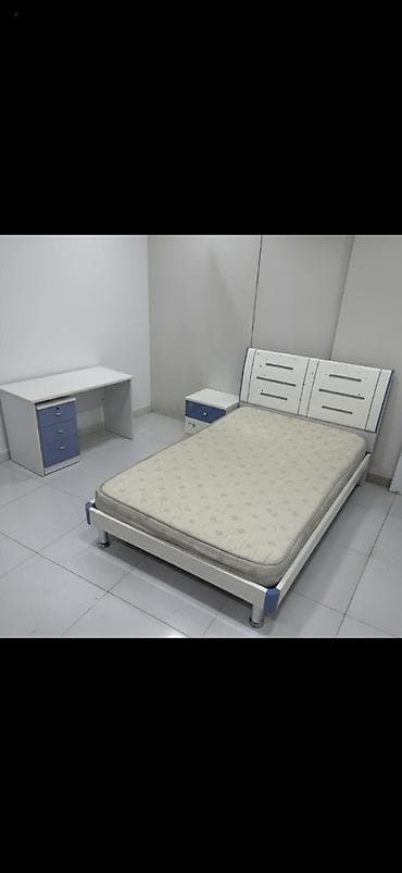 Təknəfərlik çarpayı, Tumba, İşlənmiş