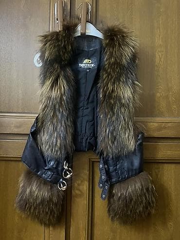 brend geyim: Jilet, L, rəng - Qəhvəyi — 1